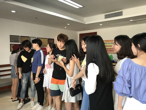 03 生日排序