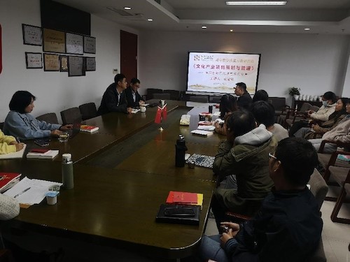 91吃瓜
举办课程思政示范课堂案例分享会1